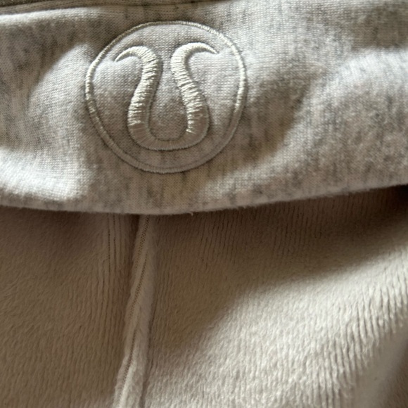 Lululemon Special Edition (Rare) Holiday Velour Lined Scuba Hoodie - Picture 6 of 10